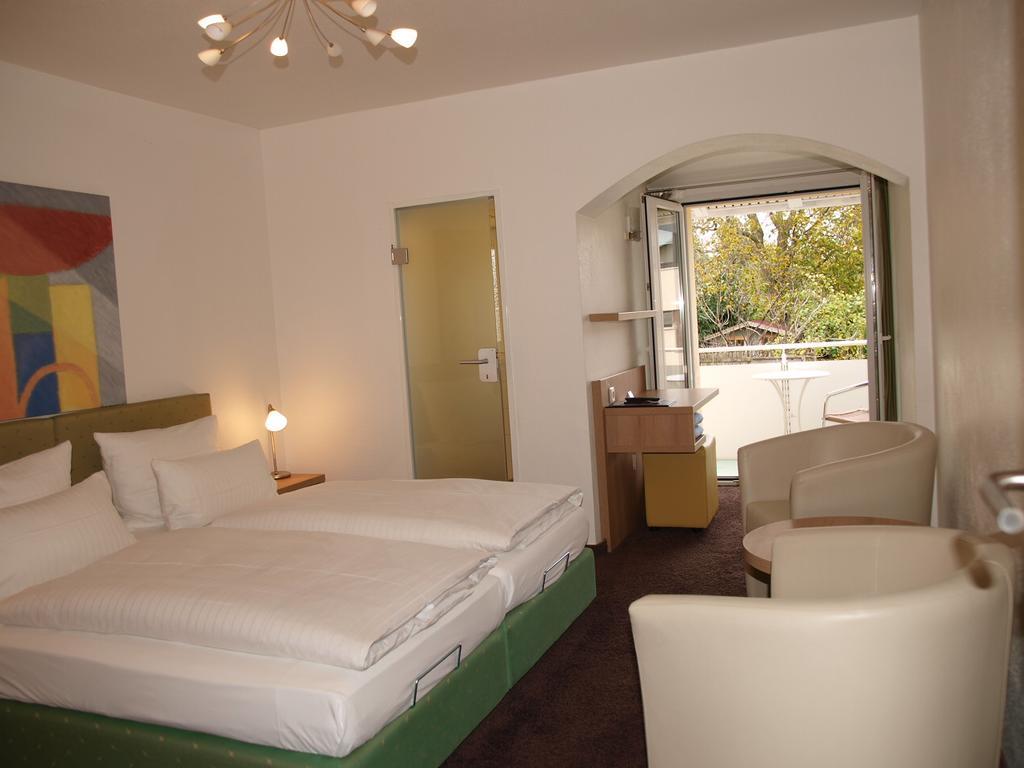 Hotel Alpenblick Garni Uberlingen Eksteriør billede